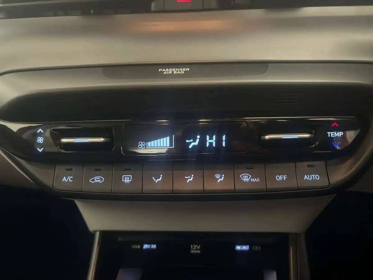 2024-hyundai-bayon-10-t-gdi-ultimate-120ps-48-volt-mhev-dct-big-28