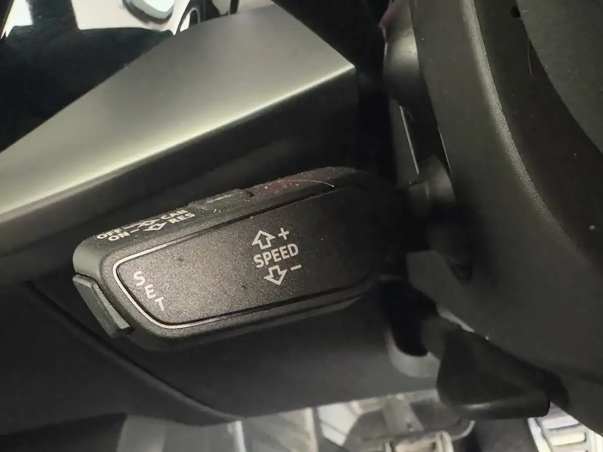 2021-audi-a3-10-30-tfsi-s-line-saloon-4d-big-27