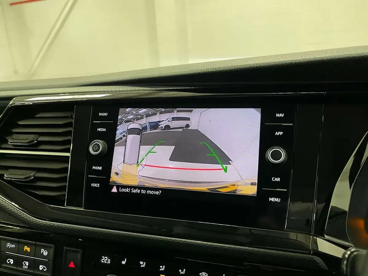 2020-volkswagen-caravelle-20bitdi-executive-bmt-big-70