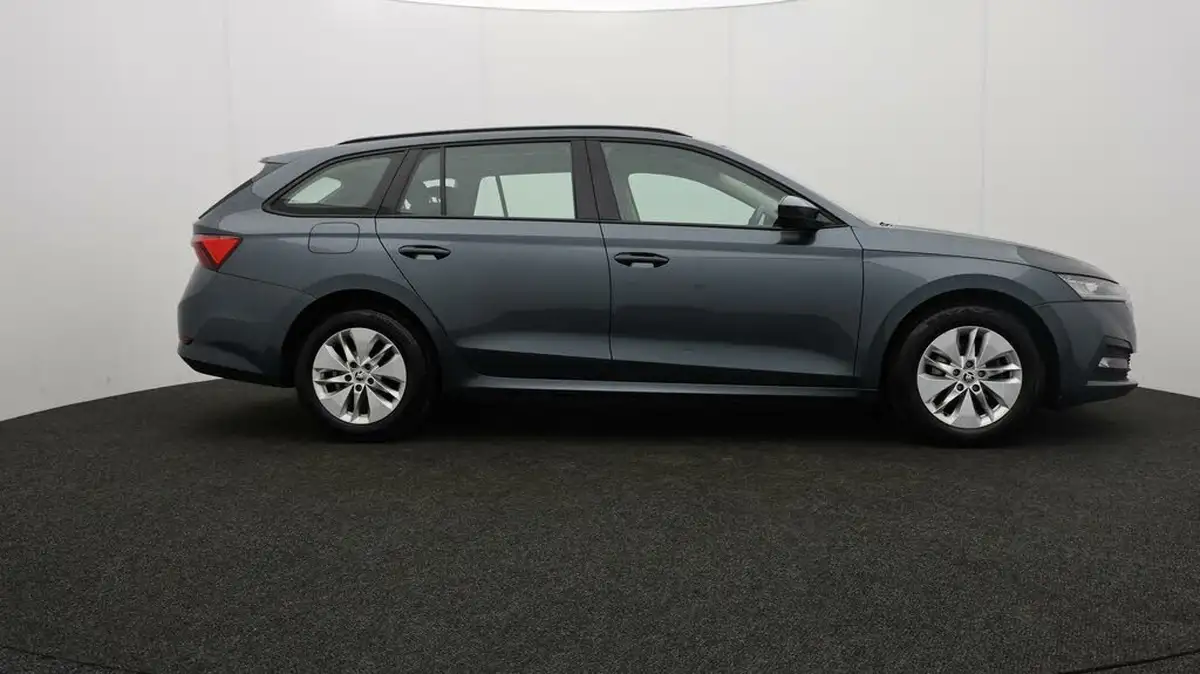 2021-skoda-octavia-10-tsi-se-technology-hatchback-big-7