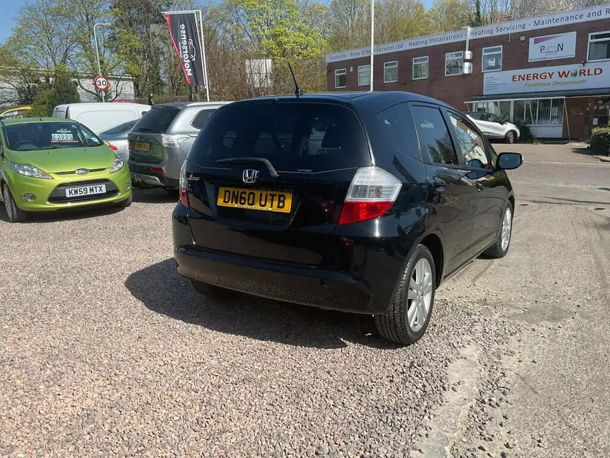 2010-honda-jazz-14-ex-big-72