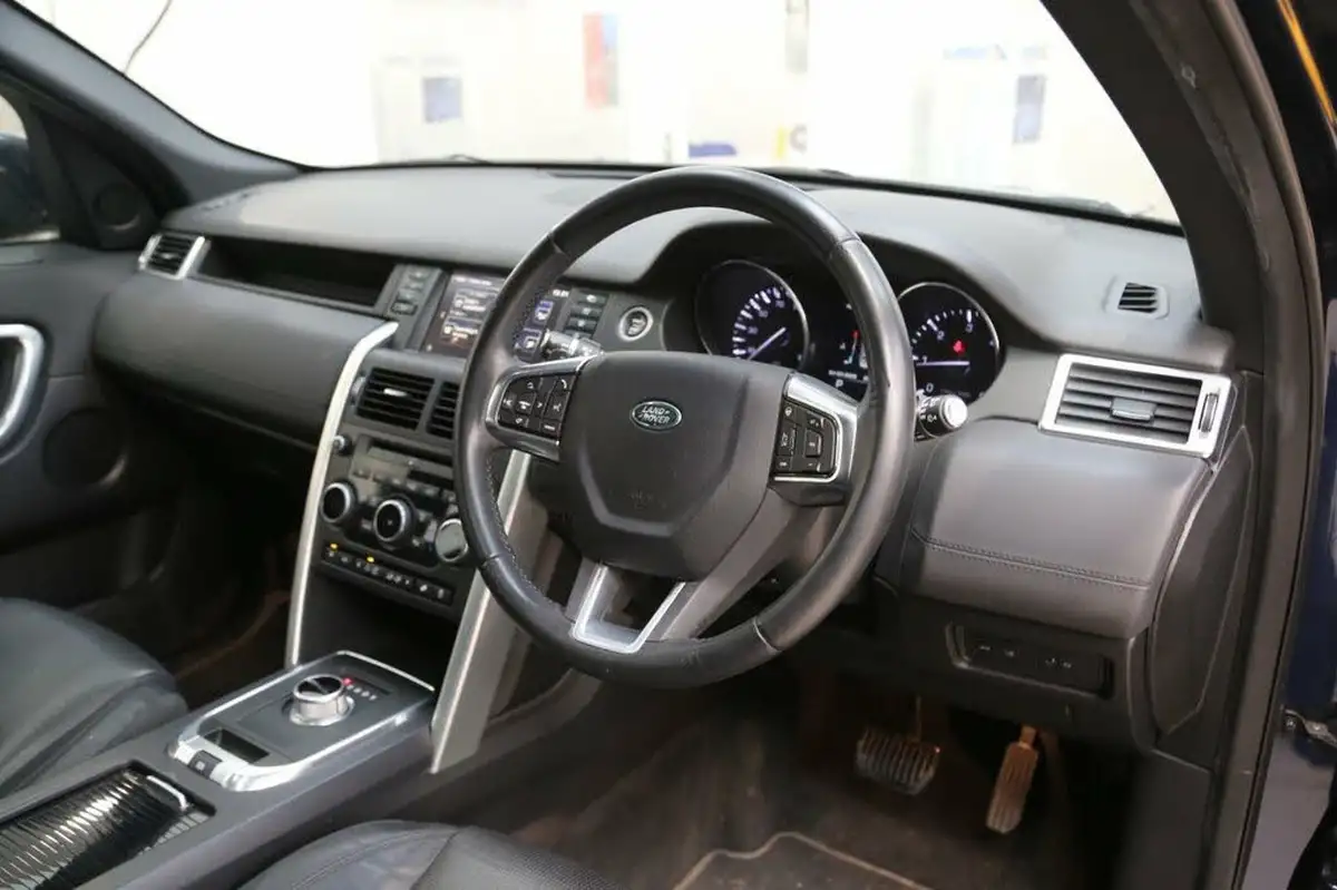 2015-land-rover-discovery-sport-20td4-hse-180ps-auto-big-3