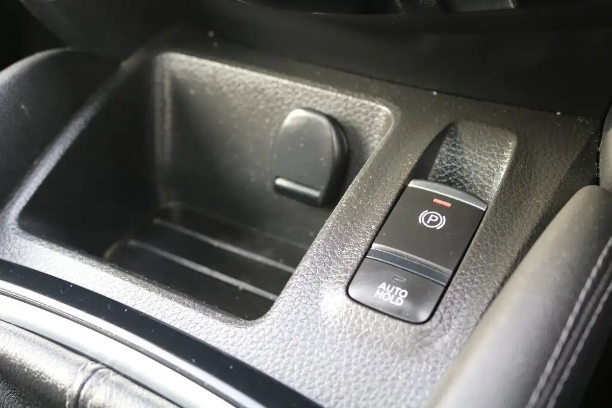 2019-nissan-qashqai-13-dig-t-tekna-140ps-big-26