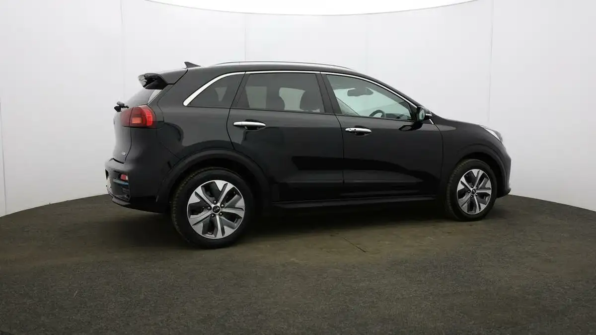 2021-kia-e-niro-ev-3-big-47