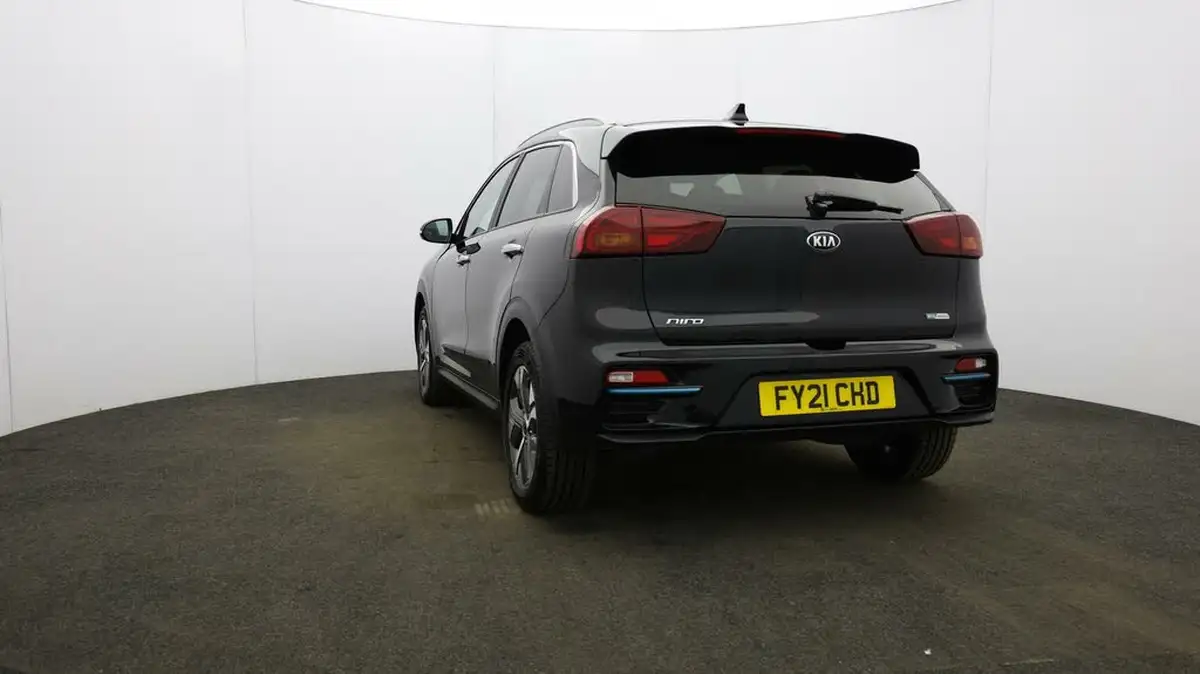 2021-kia-e-niro-ev-3-big-23