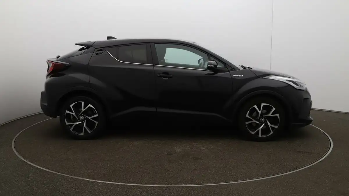 2020-toyota-c-hr-18-vvt-i-design-big-42