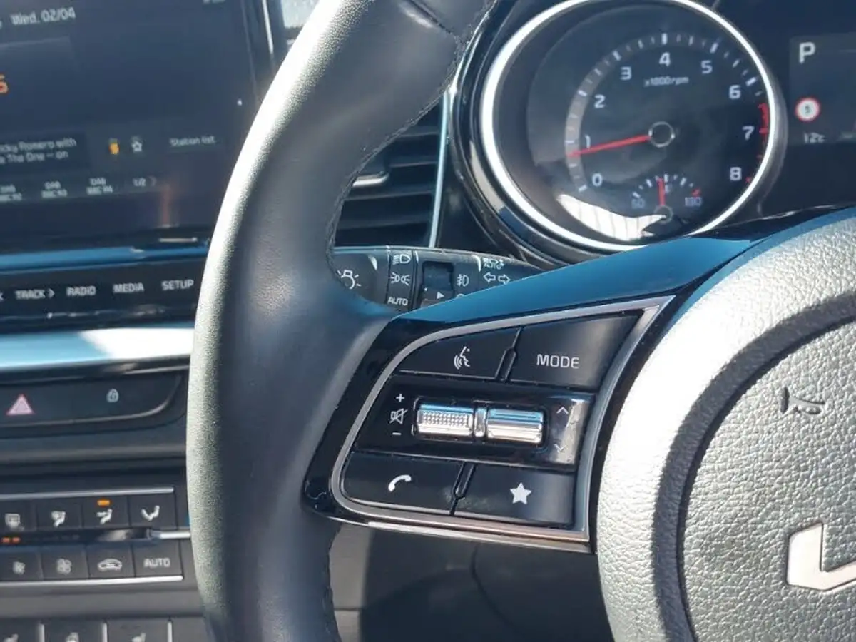 2024-kia-ceed-15-t-gdi-3-sportswagon-dct-big-14