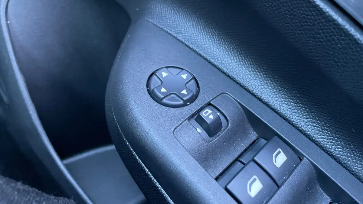 2020-vauxhall-corsa-12-turbo-sri-nav-premium-big-29
