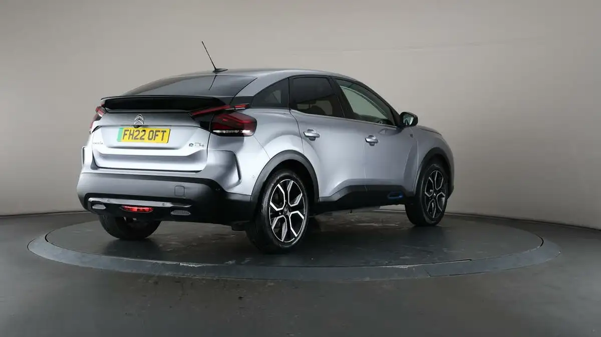 2022-citroen-c4-e-shine-plus-big-62