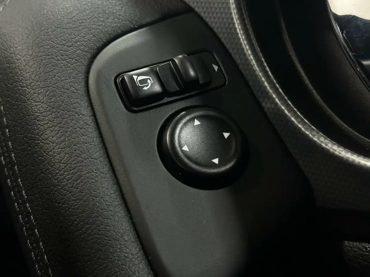 2019-nissan-qashqai-13-dig-t-tekna-140ps-big-17