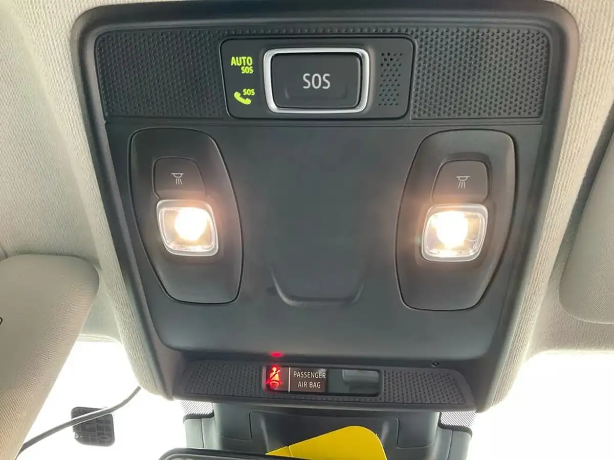 2021-renault-clio-10-tce-iconic-90ps-big-27