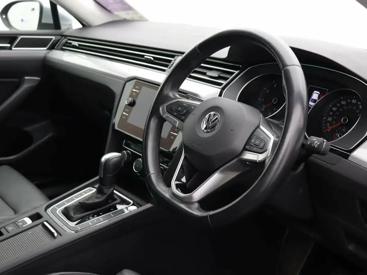 2020-volkswagen-passat-15-tsi-sel-saloon-4d-dsg-big-11