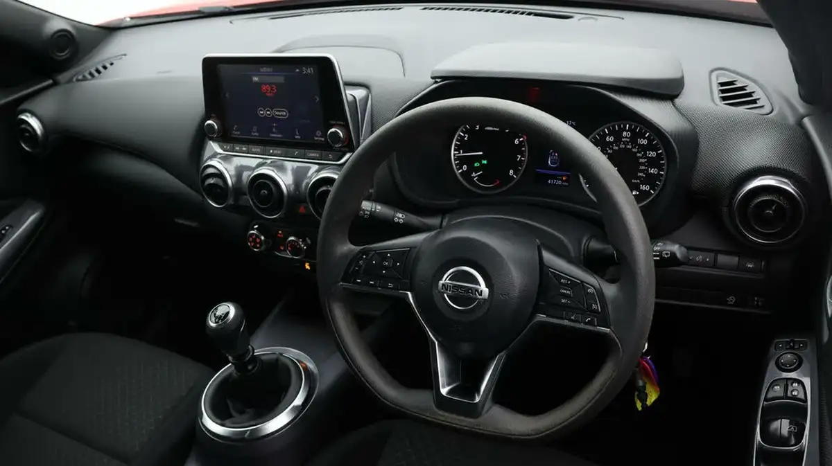 2020-nissan-juke-10-dig-t-acenta-117ps-big-8