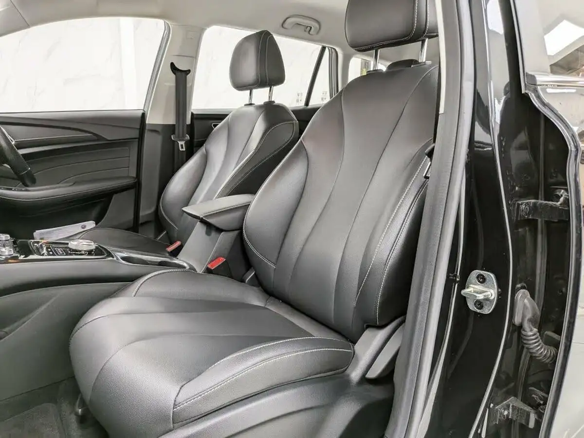 2022-mg-mg5-e-exclusive-ev-long-range-big-12
