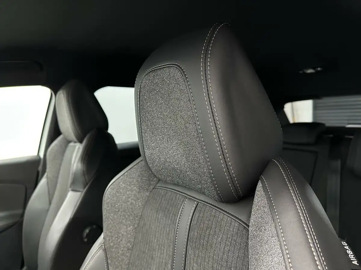 2018-peugeot-3008-suv-12-puretech-gt-line-big-34