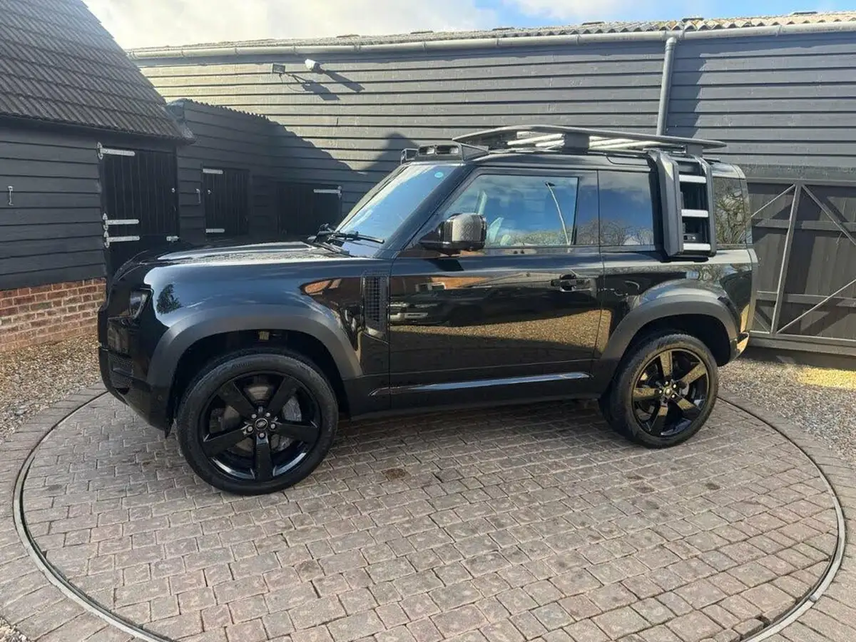 2022-land-rover-90-defender-30-d250-x-dynamic-se-big-22