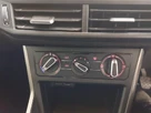 2018-volkswagen-polo-10-se-65ps-small-13