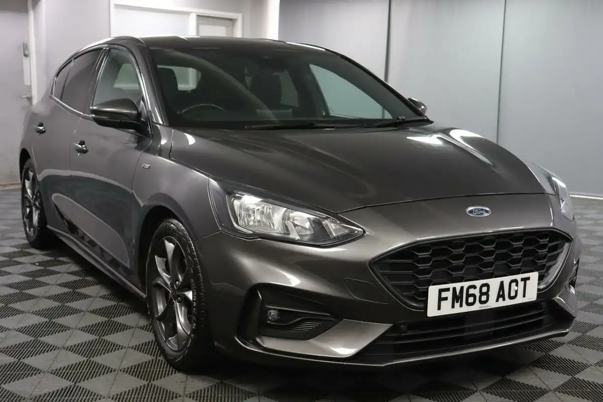 2019-ford-focus-10t-st-line-ss-hatchback-big-25