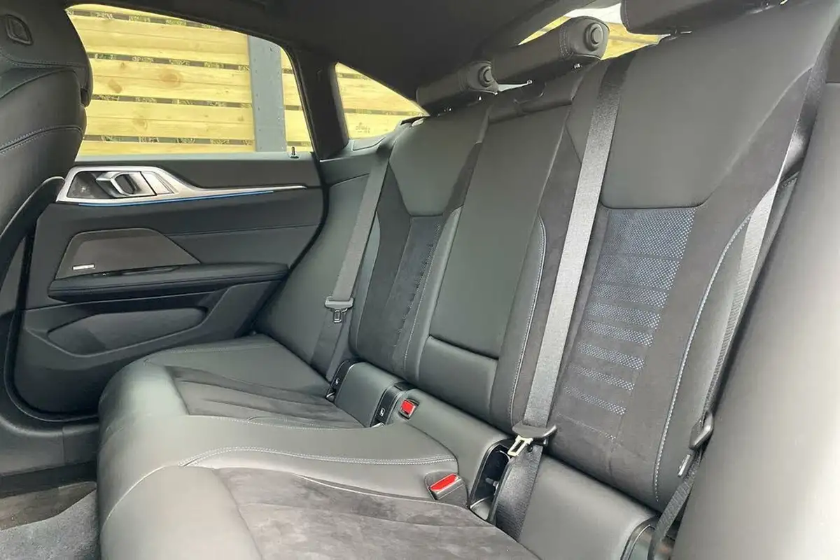 2024-bmw-i4-e-edrive40-m-sport-tech-pack-big-29