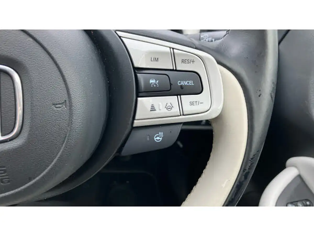 2022-honda-jazz-15-i-mmd-ex-107ps-big-16