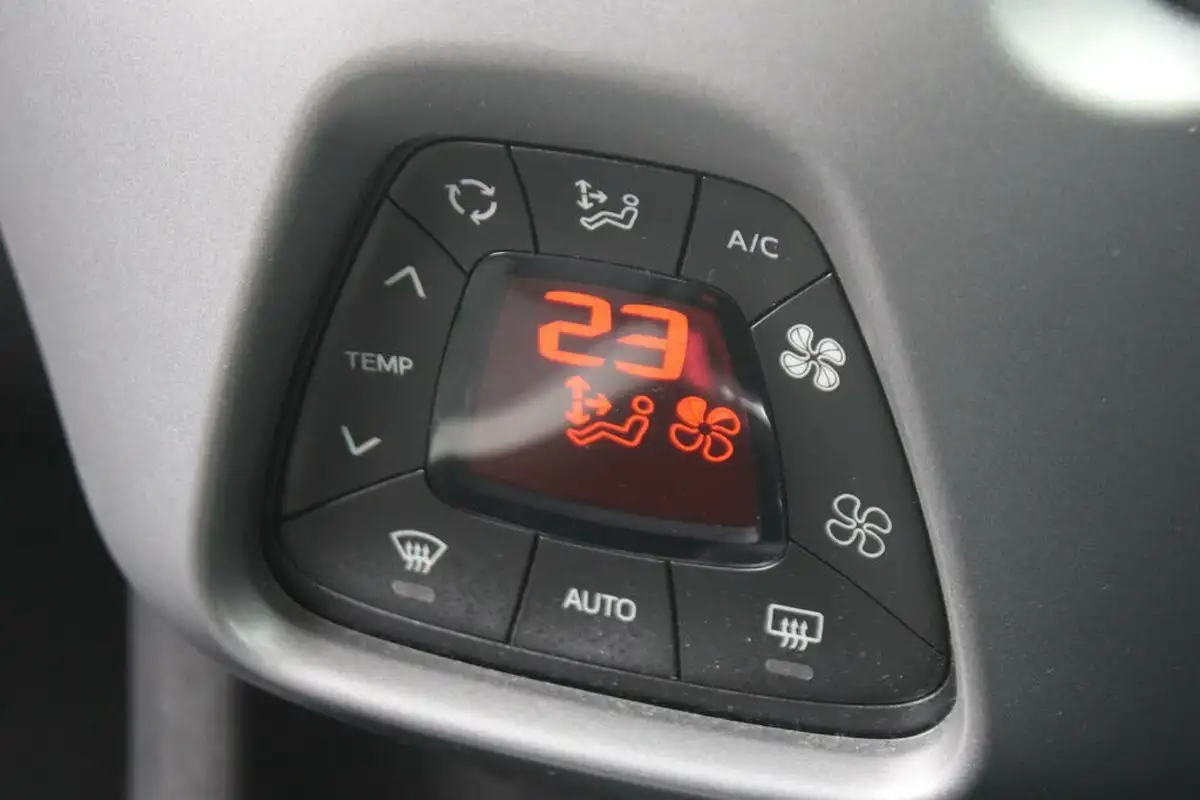 2019-toyota-aygo-10-vvt-i-x-trend-x-shift-big-23