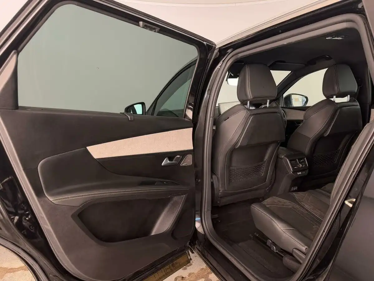 2021-peugeot-5008-suv-12-puretech-gt-premium-big-13
