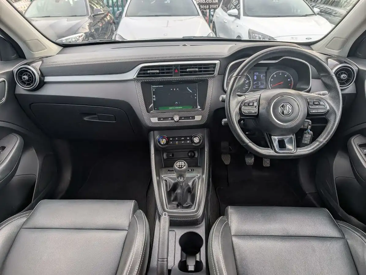 2019-mg-zs-suv-15-vti-tech-exclusive-105bhp-big-24