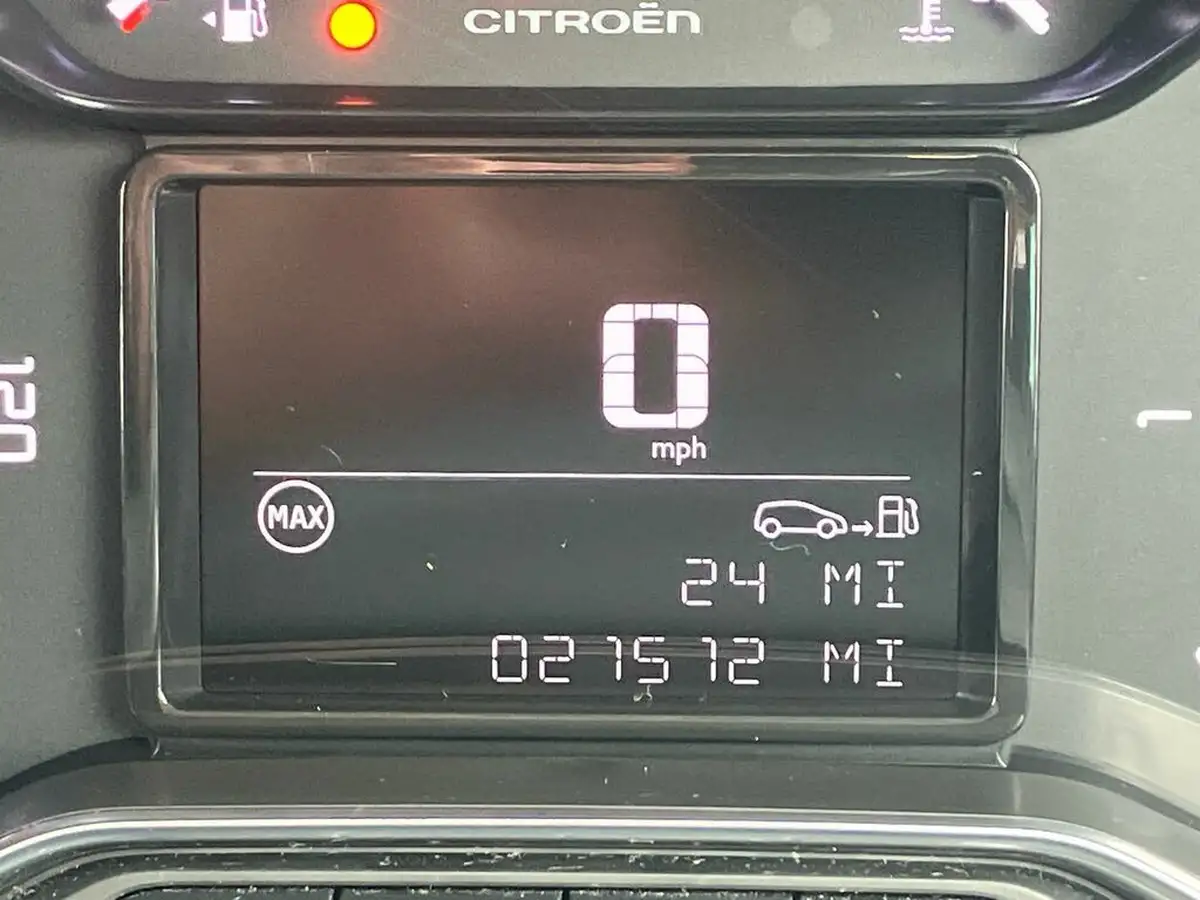 2022-citroen-c3-aircross-12-puretech-shine-110ps-big-20
