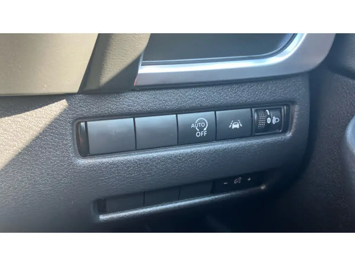 2022-nissan-qashqai-13-dig-t-acenta-premium-140ps-big-22