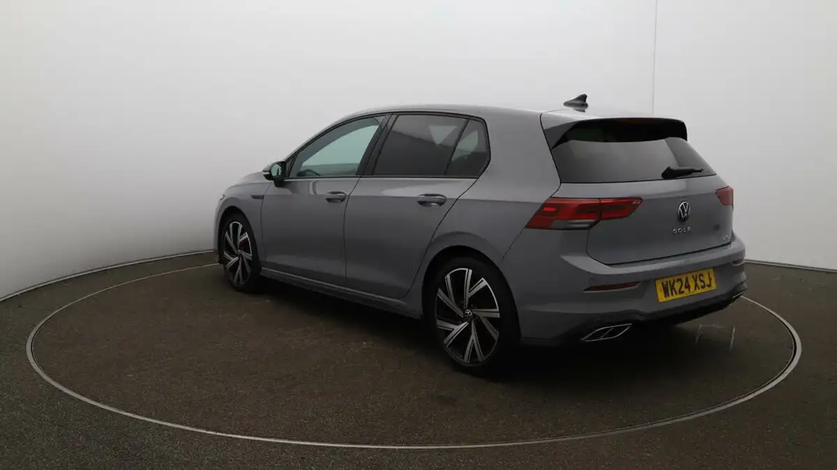 2024-volkswagen-golf-15-etsi-r-line-evo-hatchback-big-55