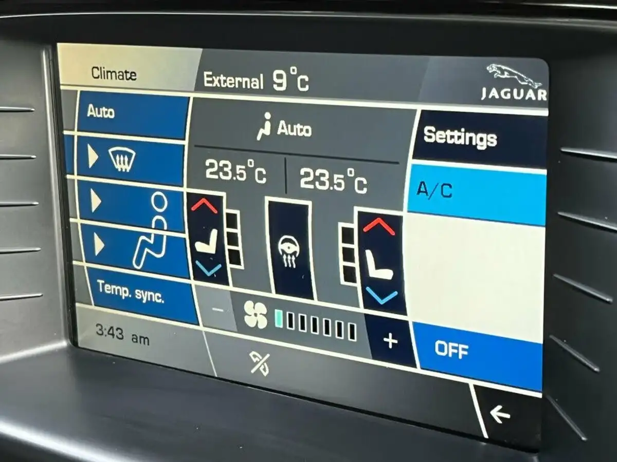 2013-jaguar-xk-50-portfolio-coupe-big-28