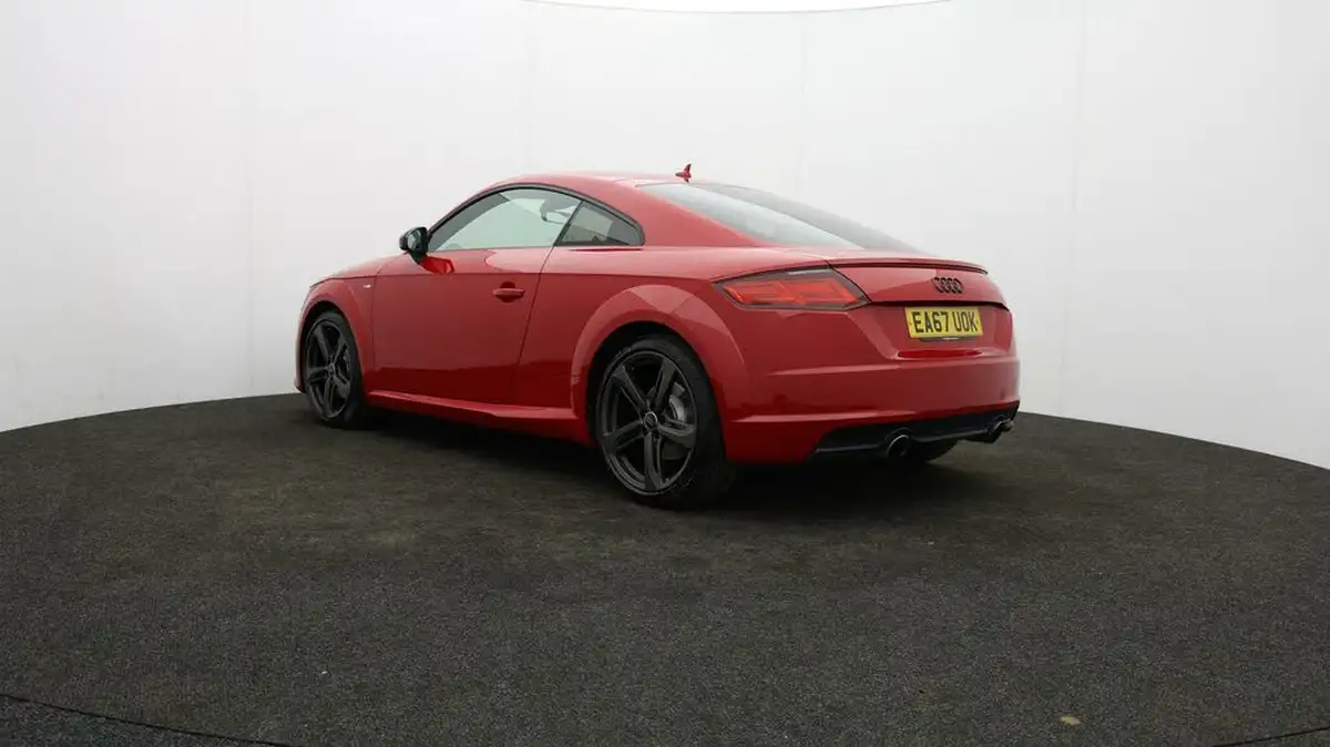 2017-audi-tt-coupe-20-tfsi-black-edition-s-tronic-big-5