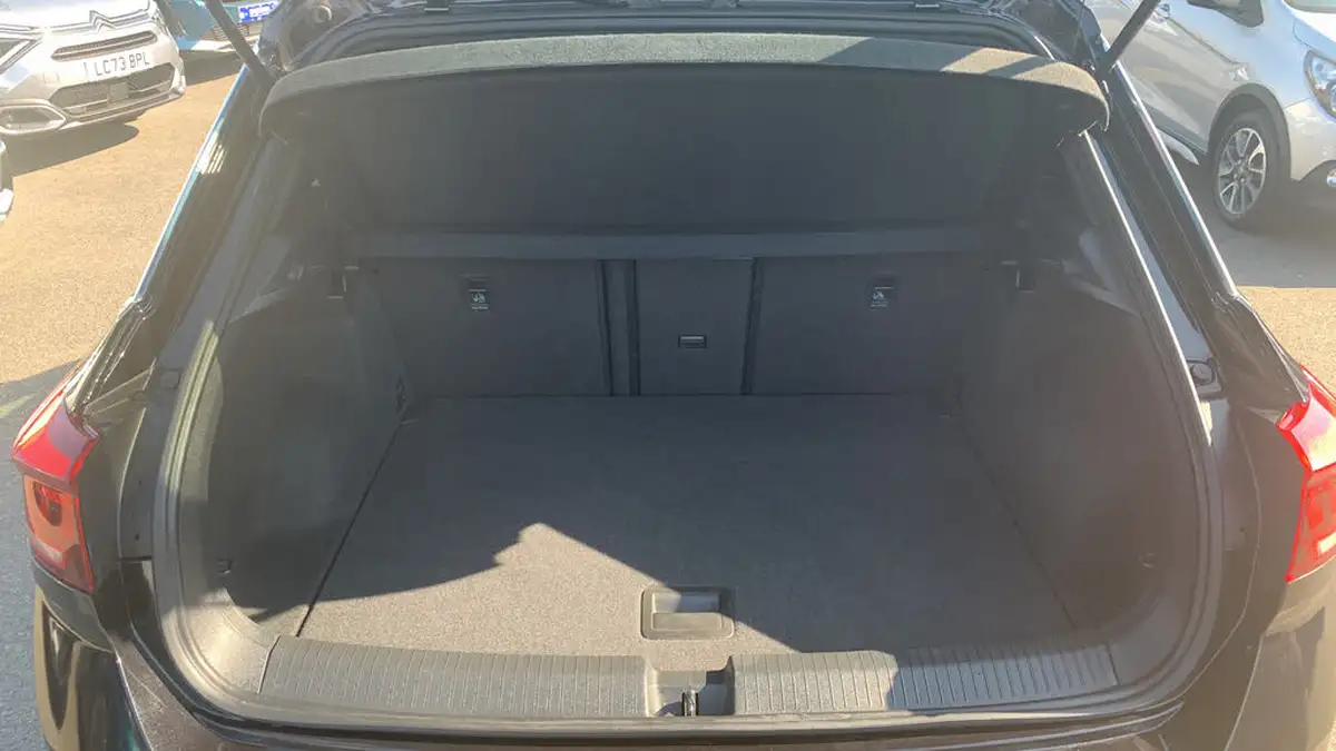 2018-volkswagen-t-roc-20-tsi-sel-ss-big-18