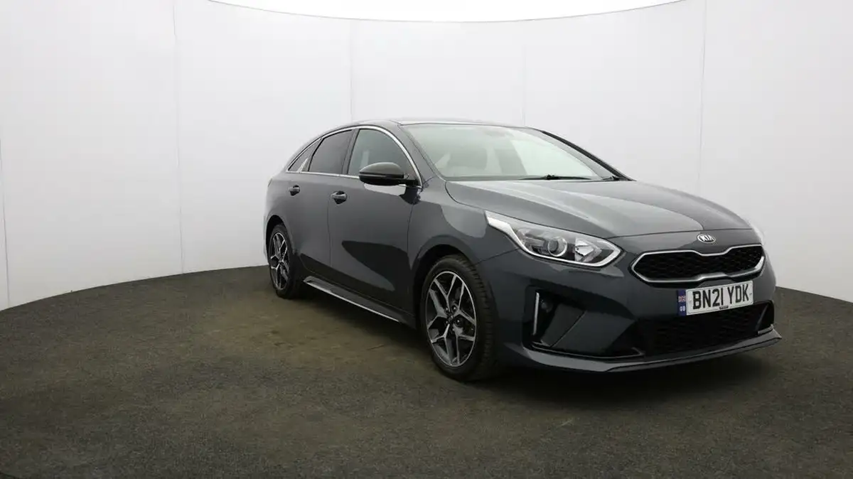 2021-kia-pro-ceed-15-t-gdi-gt-line-big-37