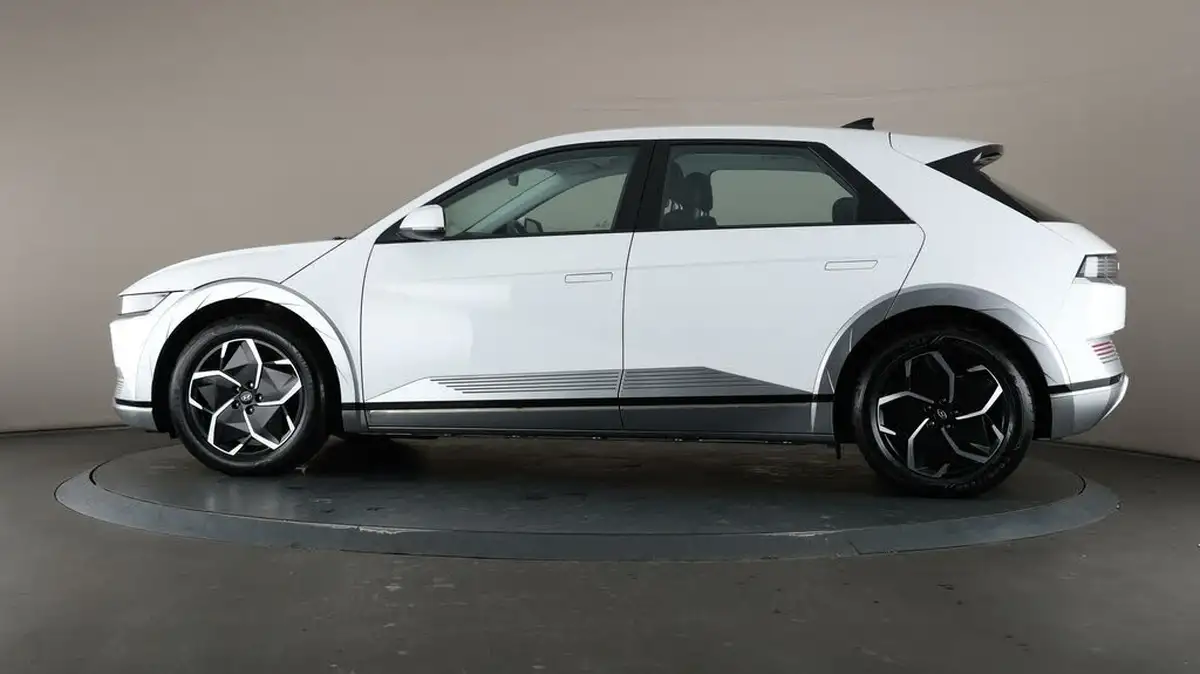 2022-hyundai-ioniq-5-e-premium-217ps-73kwh-rwd-big-20