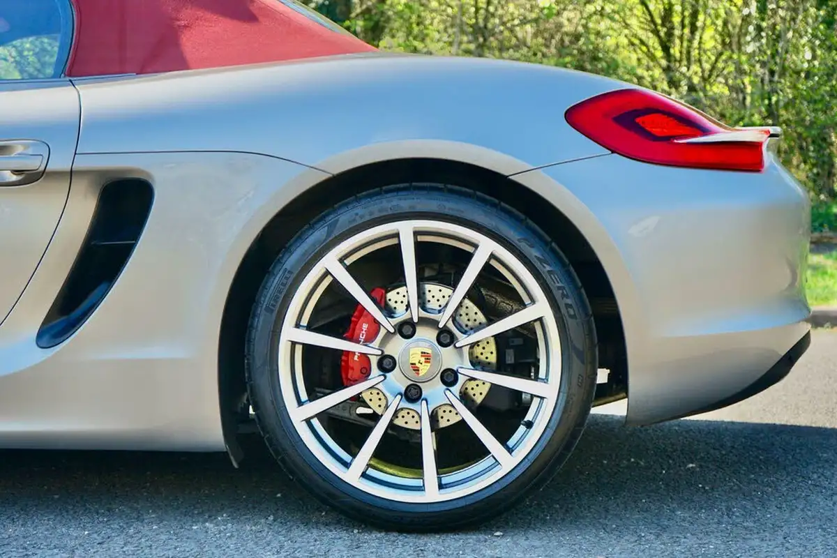 2012-porsche-boxster-27-pdk-big-43