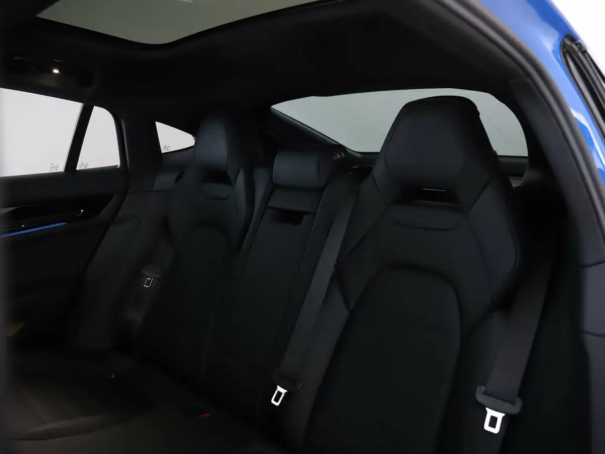 2024-porsche-panamera-30-4-353ps-hatchback-big-15