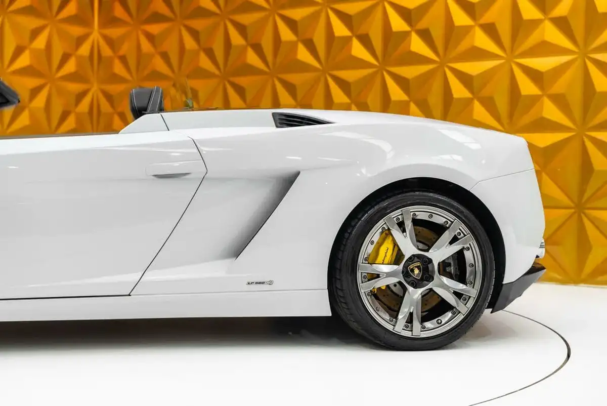 2012-lamborghini-gallardo-52-lp560-4-spyder-big-28