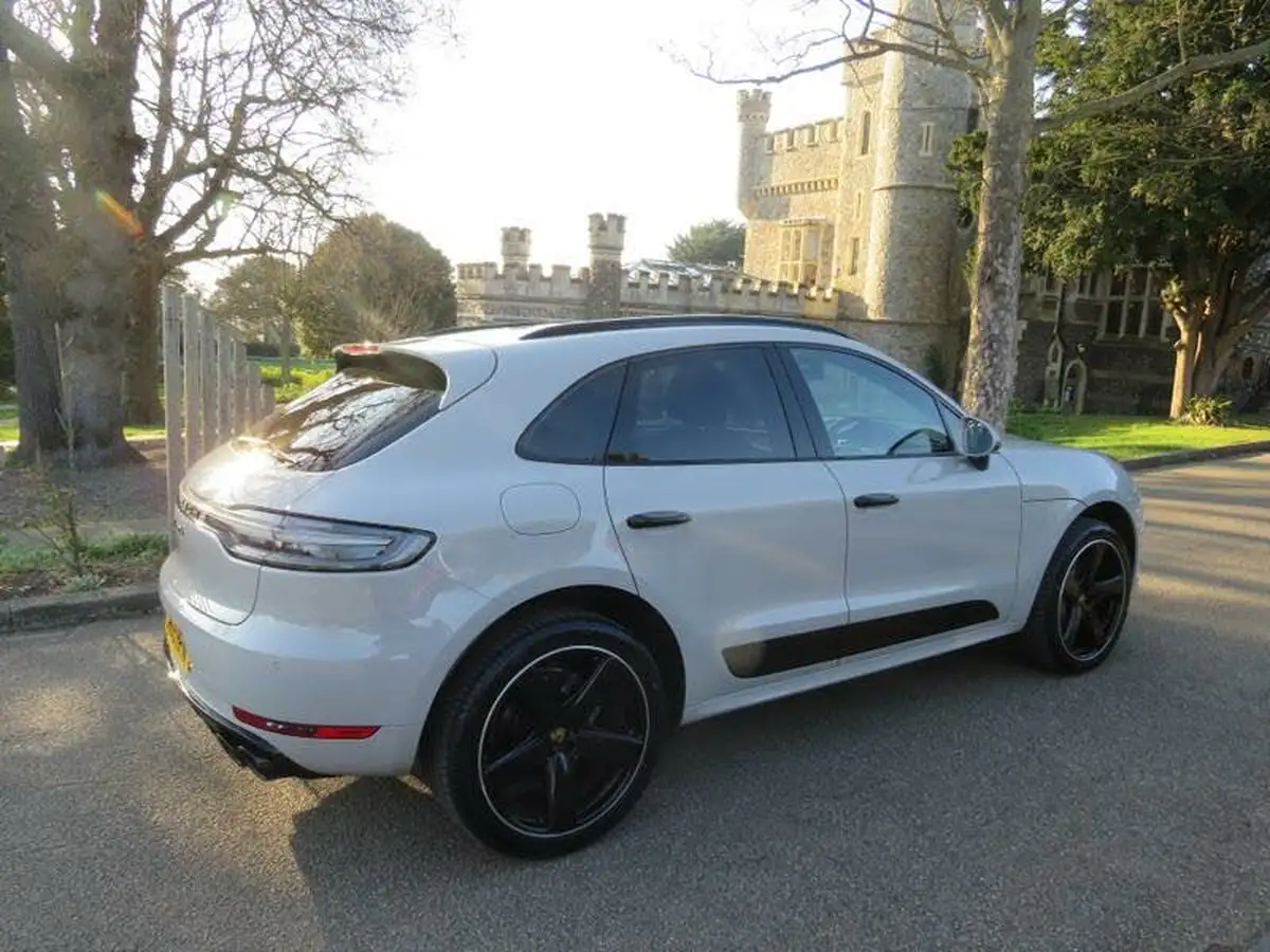 2019-porsche-macan-30-v6-s-big-8