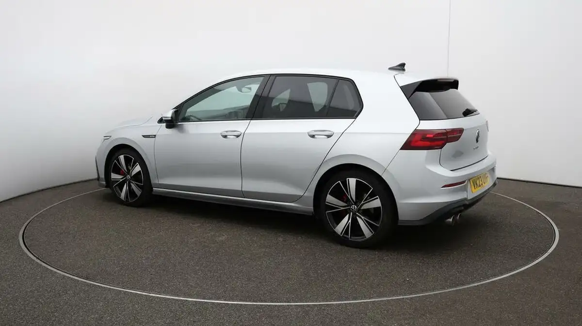 2023-volkswagen-golf-20tdi-gtd-big-29