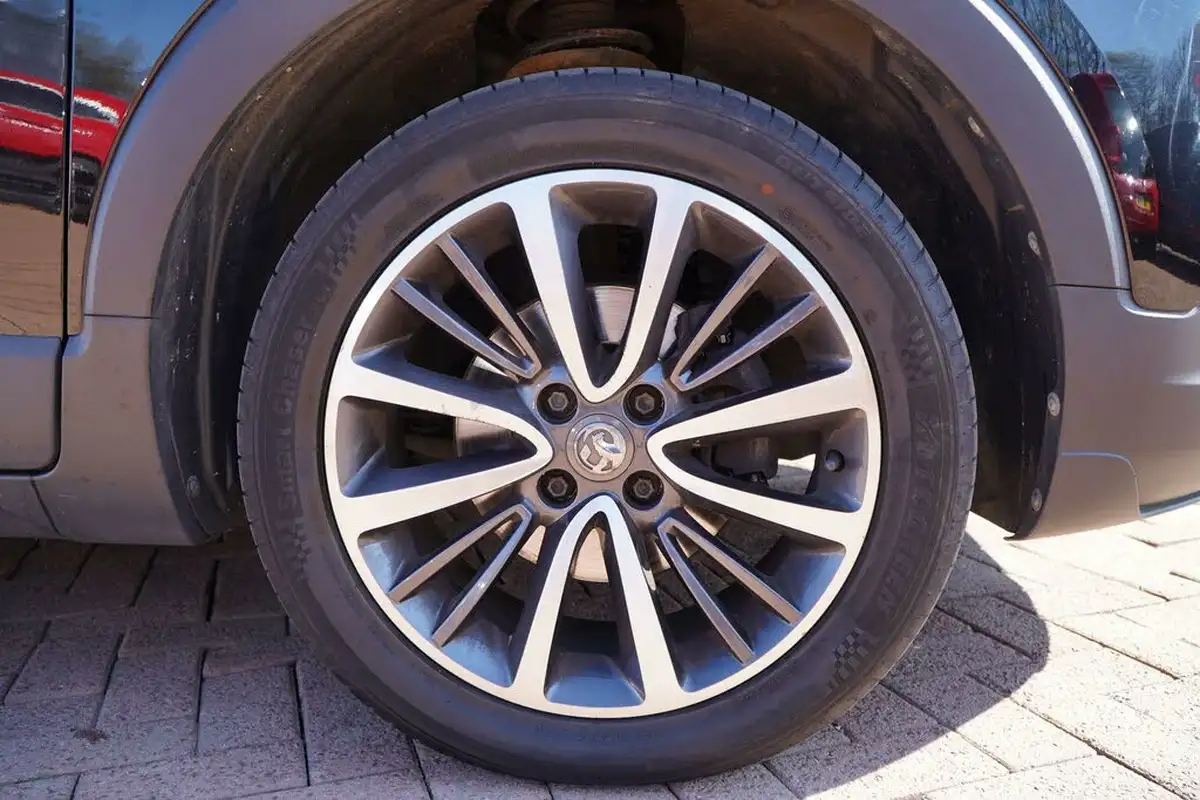 2018-vauxhall-crossland-x-big-37