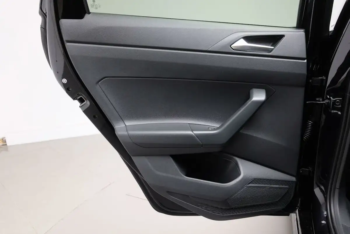 2024-volkswagen-polo-10-tsi-r-line-110ps-dsg-big-40