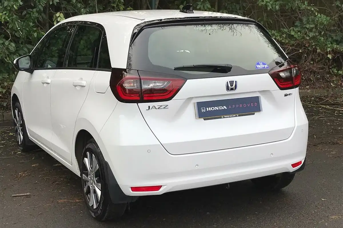 2021-honda-jazz-15-i-mmd-sr-107ps-big-3