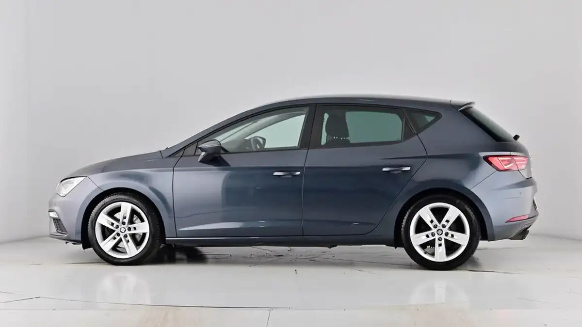 2019-seat-leon-20-tsi-fr-hatchback-big-63