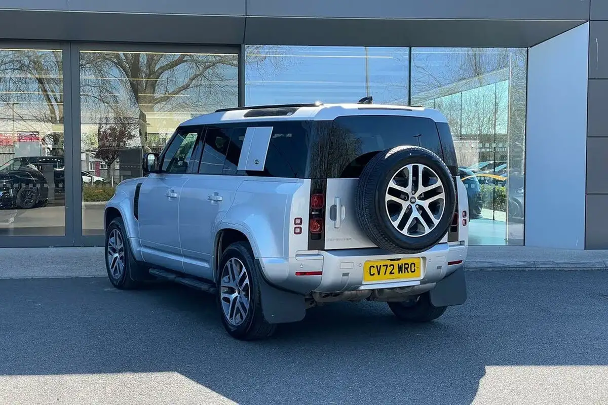 2022-land-rover-110-defender-30-d250-xs-edition-big-66