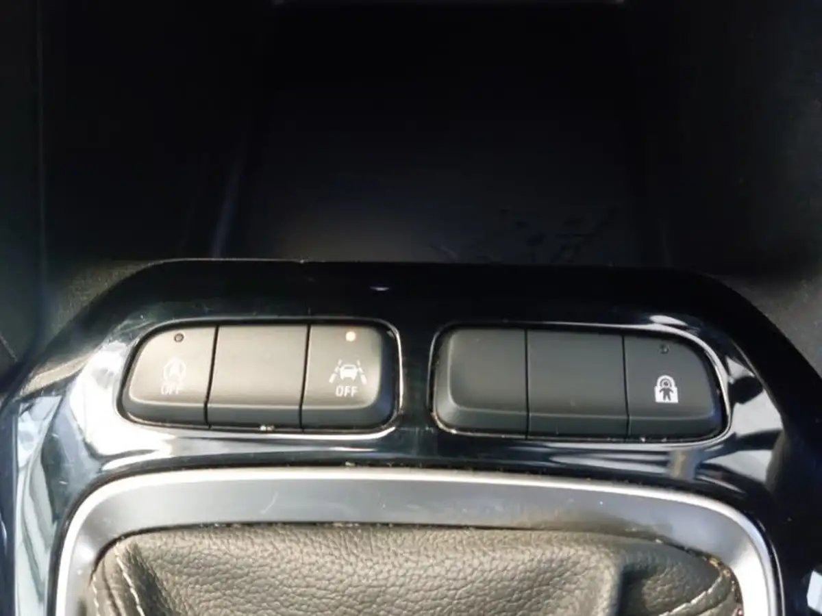 2022-vauxhall-corsa-12i-se-edition-big-13