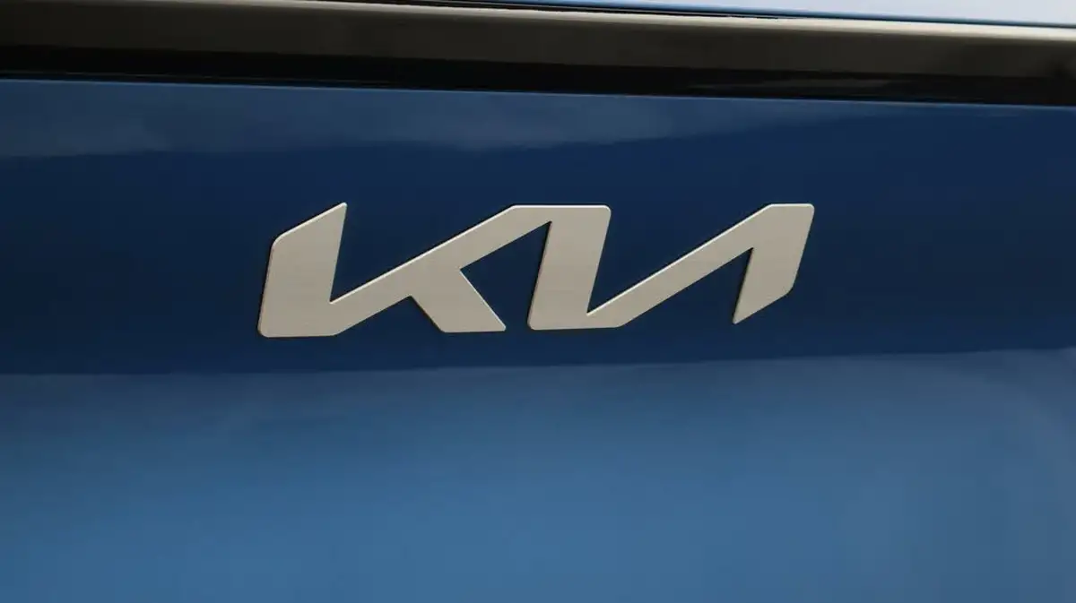 2024-kia-sportage-16-t-gdi-gt-line-226bhp-hev-auto-big-20