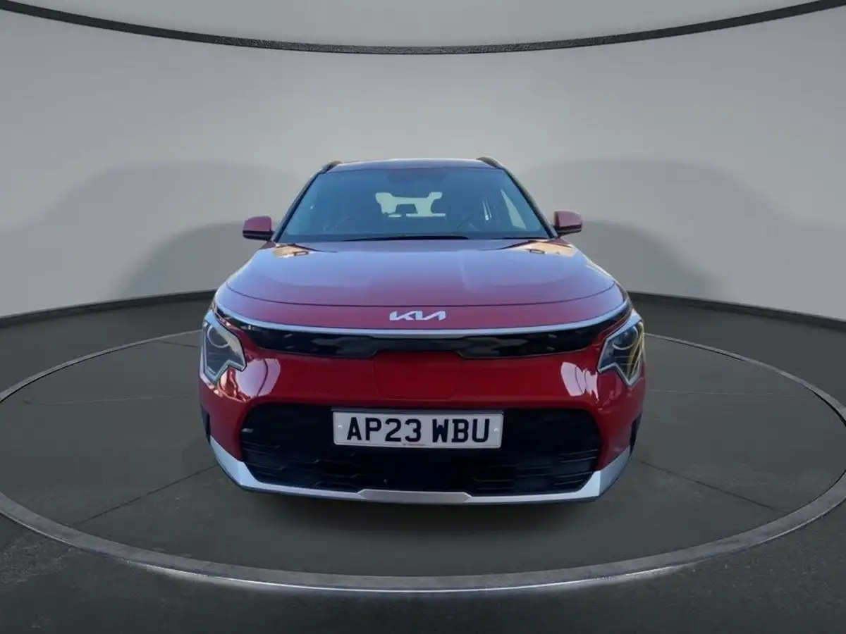 2023-kia-niro-ev-e-2-big-3