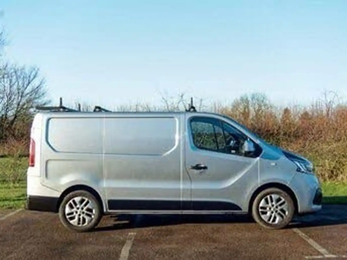 2019-renault-trafic-20dci-sl28-energy-120-sport-big-6
