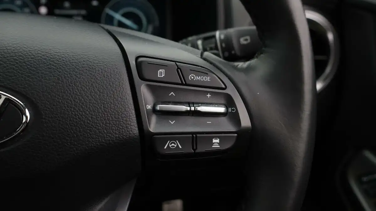 2023-hyundai-kona-e-ultimate-204ps-64kwh-105kw-obc-big-26